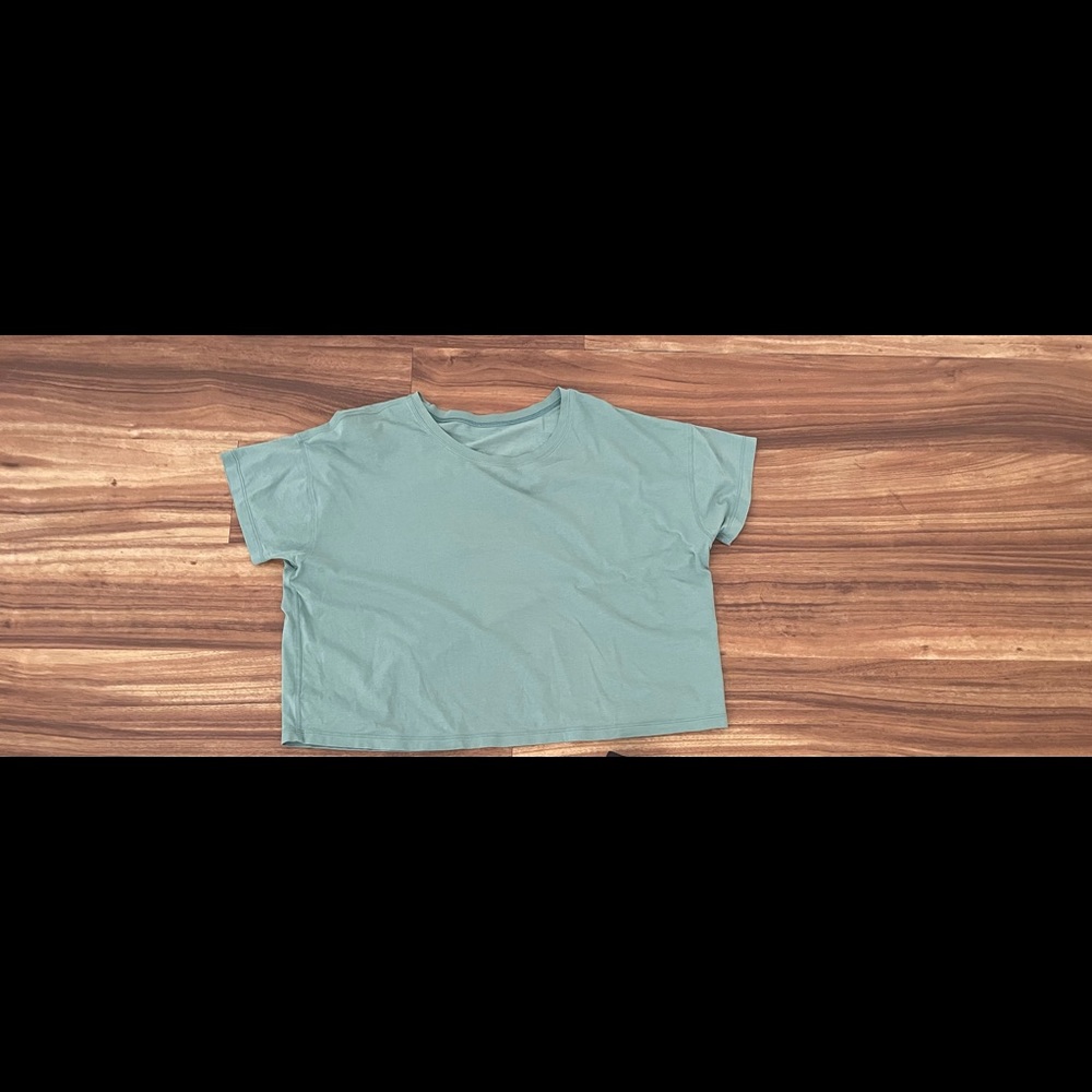 Size 10 cates tee